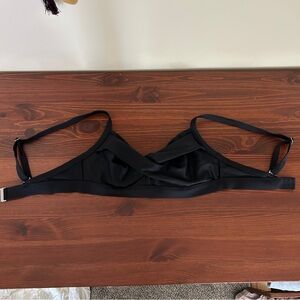 Athleta Black Swimsuit Top 32B/C